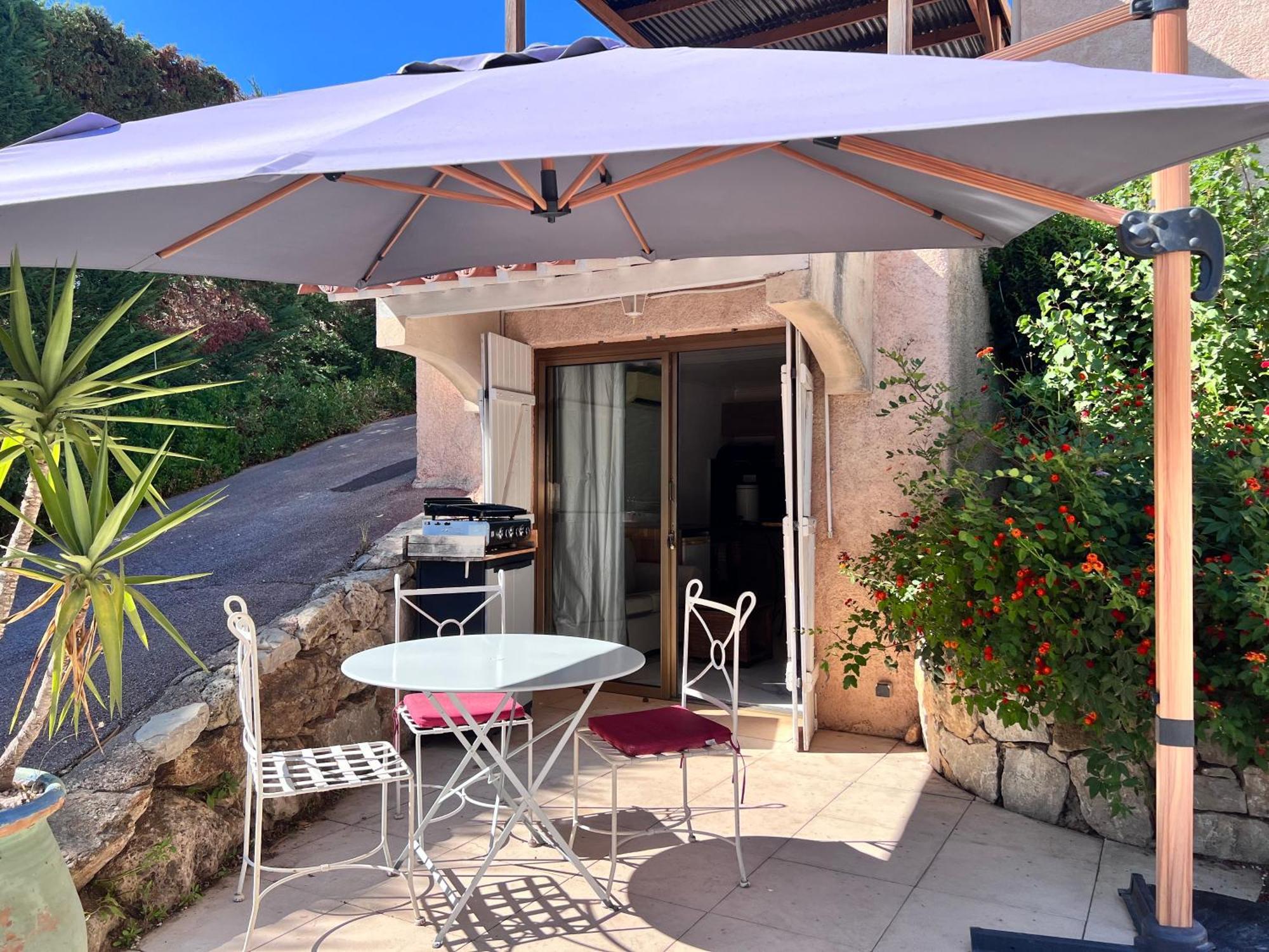 L'Oasis-Les Issambres Bed & Breakfast Екстериор снимка